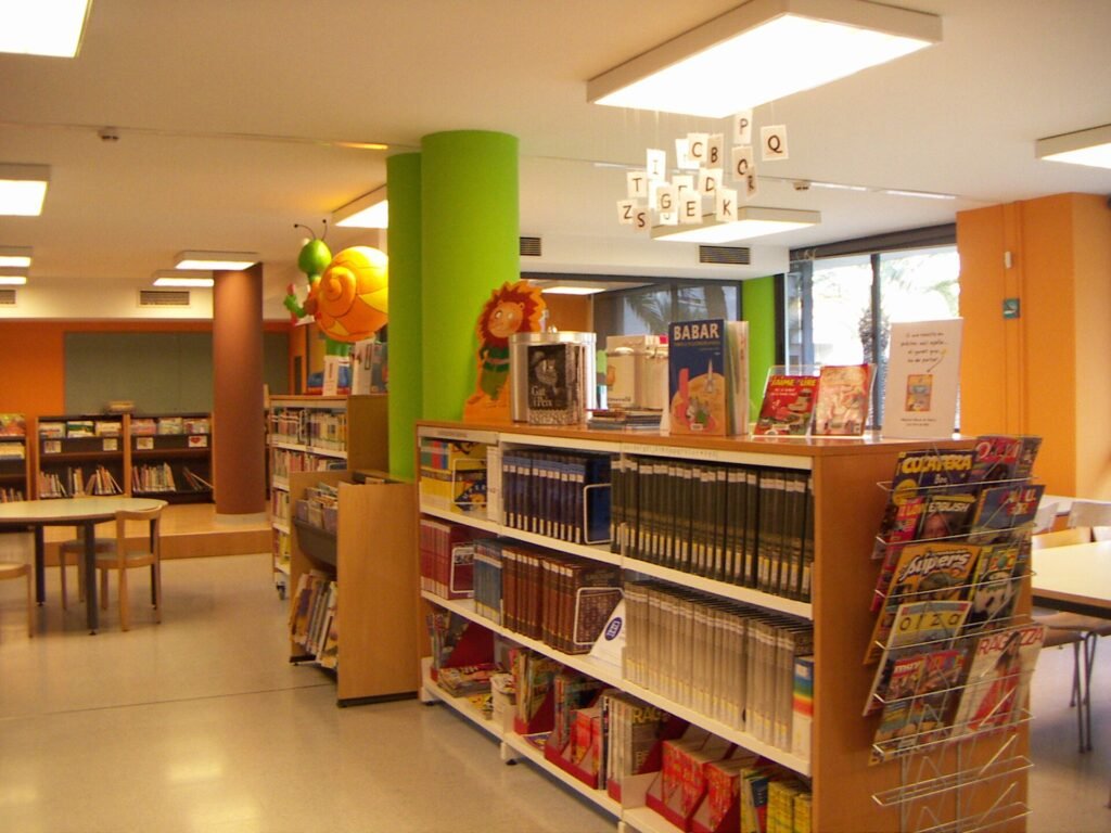 Sala infantil de la Biblioteca Manuel de Pedrolo (Sant Pere de Ribes)